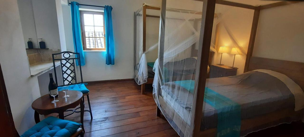Le Fort D'Issigeac Chambres D'Hotes Esterno foto