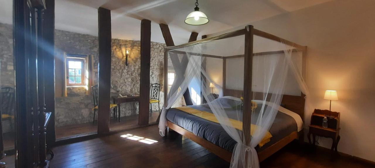 Le Fort D'Issigeac Chambres D'Hotes Esterno foto