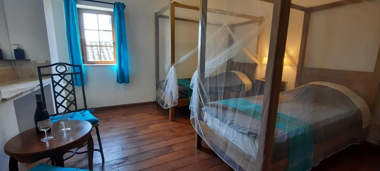 Le Fort D'Issigeac Chambres D'Hotes Esterno foto